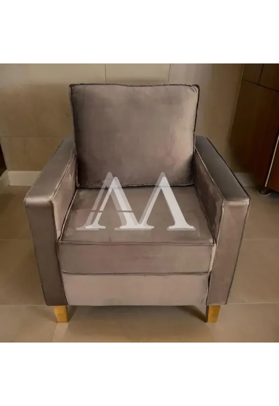 POLTRONA MALU CHANEL MARROM VELUDO